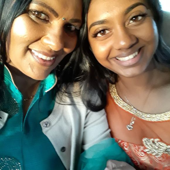 Meet your Posher, Ivory - Picture 1 of 1